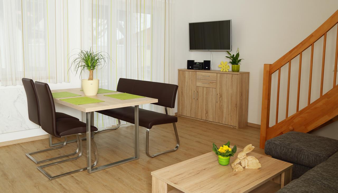 Ferienhaeuser May Weigenheim Luaran gambar